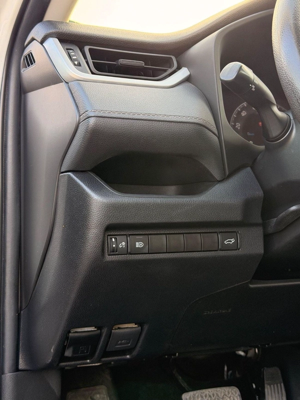 Toyota RAV4 XLE 2.5L Full Option