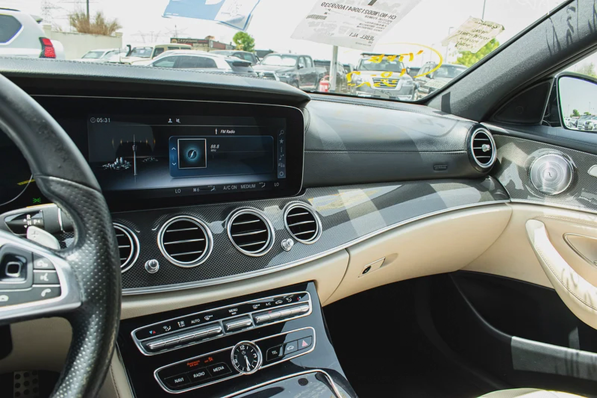 2018 - BENZ E43 - IMMACULATE CONDITION - ONLY 58,000 KM-12-12