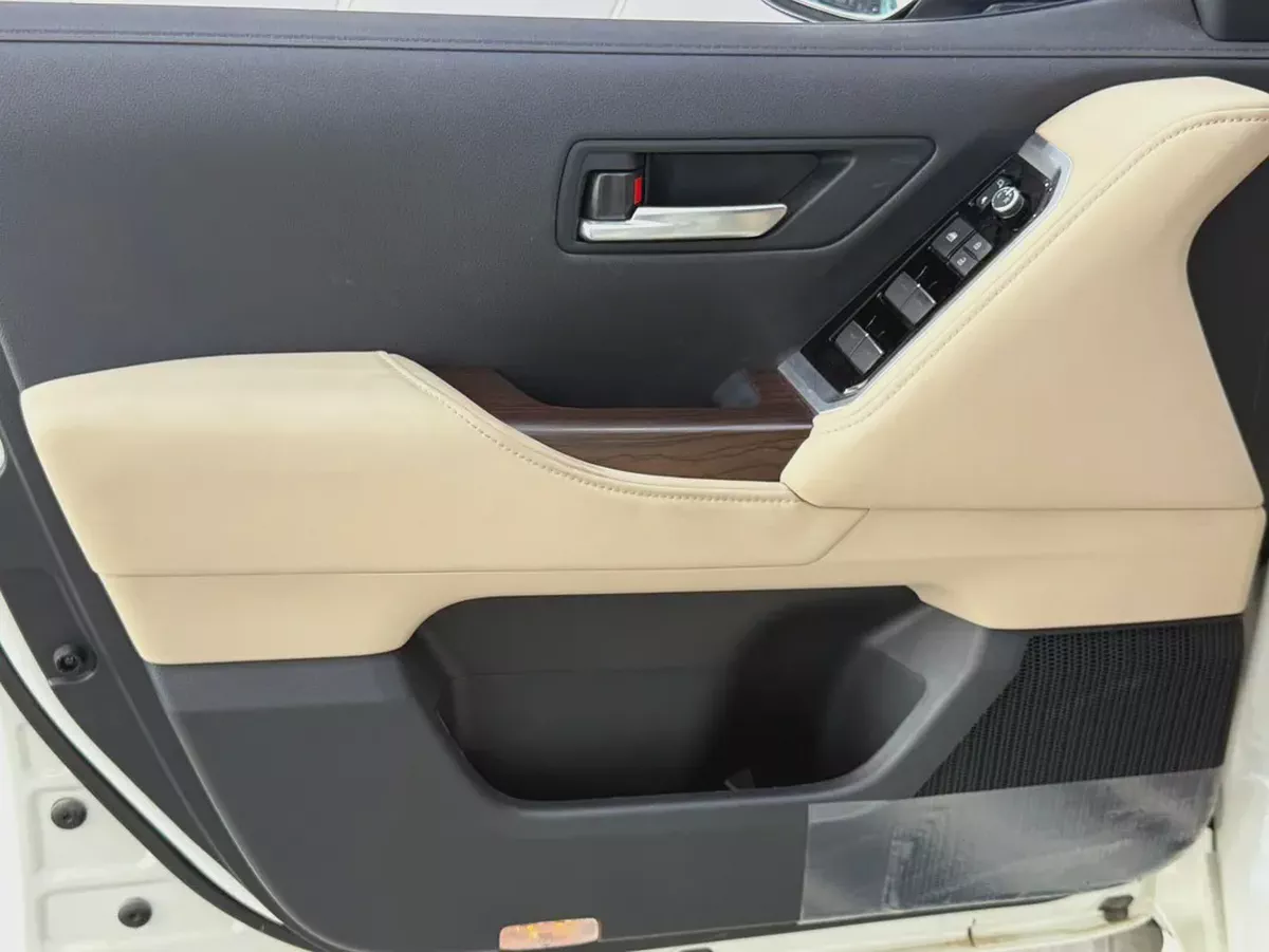 2026 - Toyota Land Cruiser GXR | BRAND NEW! - GCC for 350,000.00 AED-8-8