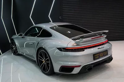 Porsche 911 Turbo S Coupe-12