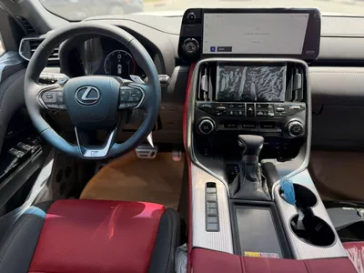 Lexus LX600 SIGNATURE LEXUS LX600 Fsport 3.5L twin turbo Model 2026-4