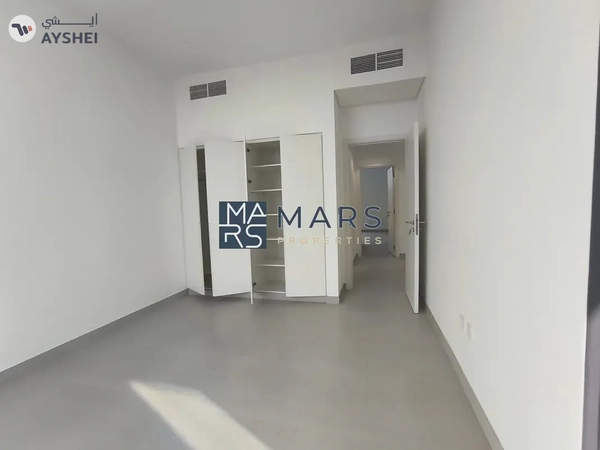 BRAND NEW SINGLE ROW END UNIT 3BHK BIGGEST LAYOUT