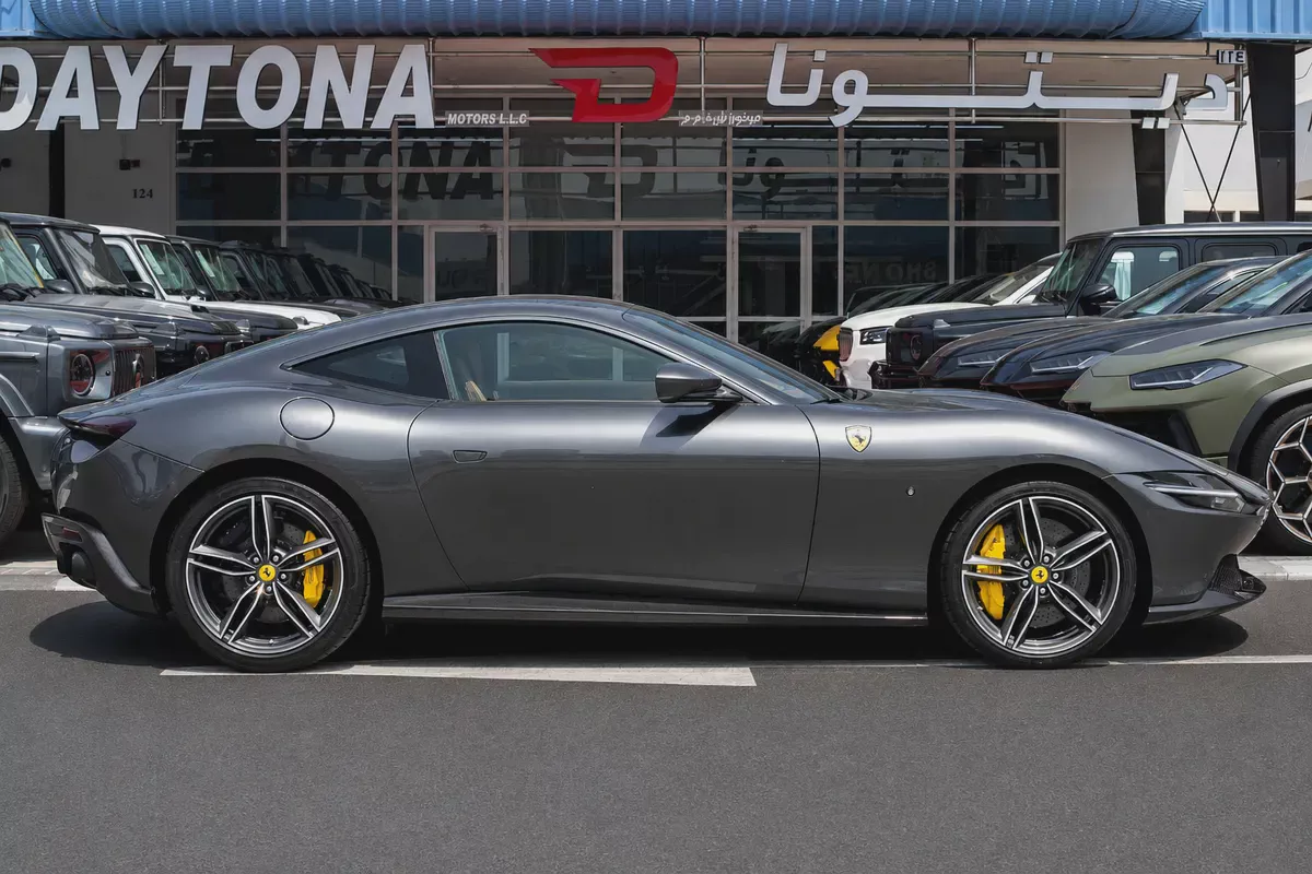 FERRARI ROMA 2023 | 1,100km | UNDER WARRANTY-6-6