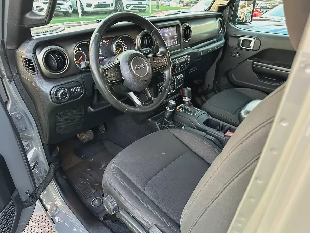 (2019) JEEP WRANGLER //SPORT// GCC FULL OPTION -ORIGINAL PAINT--8-8