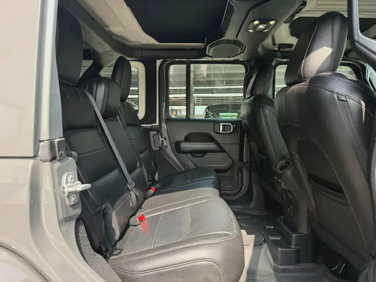 2019 Jeep Wrangler Unlimited Sahara | Modified | GCC Specs | Dealer Warranty & Service Package-11-11