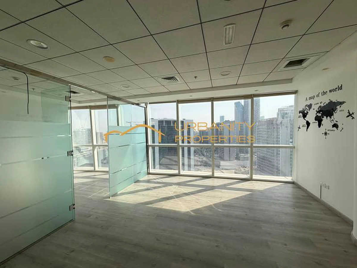 Fully Fitted Office | Prime Business Bay Location | 1 Parking | Ready to Move In-6-6