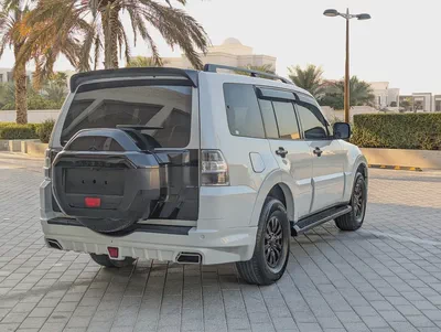 MITSUBISHI PAJERO 2015 GCC GLS MID OPTION IN EXCELLENT CONDITION-13