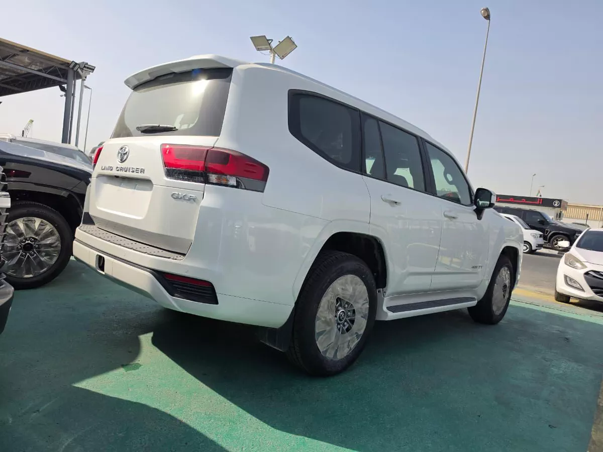 TOYOTA LAND CRUISER LC300 GXR 3.5L TWIN TURBO PETROL 2026-3-3