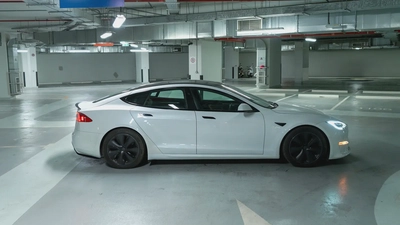 2022 Tesla Model S Plaid | 1,020 HP | Only 1,100 km!-3