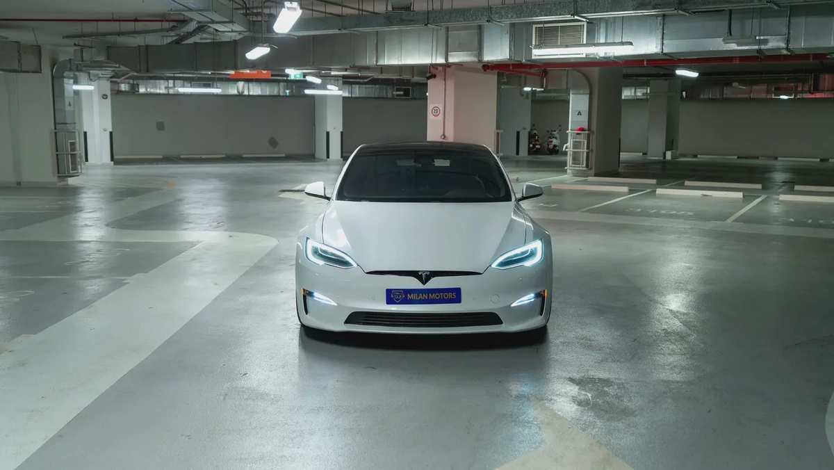 2022 Tesla Model S Plaid | 1,020 HP | Only 1,100 km!-1-1