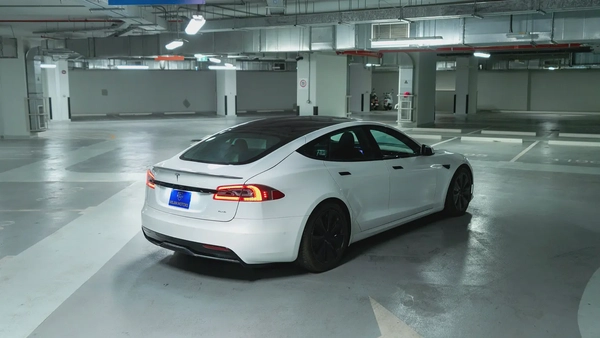 2022 Tesla Model S Plaid | 1,020 HP | Only 1,100 km!