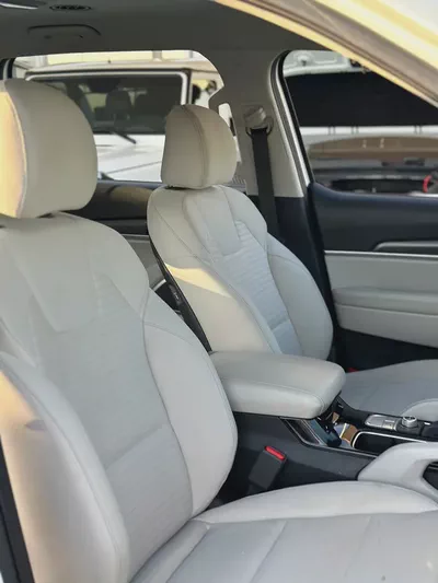 Kia Telluride EX | 2020 | GCC | 133,000 km | White / Grey | 7 Seater-13