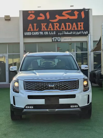 Kia Telluride EX | 2020 | GCC | 133,000 km | White / Grey | 7 Seater-2