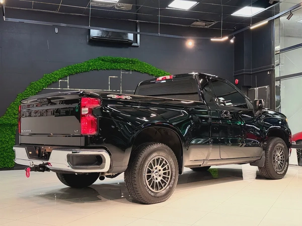 2024 Chevrolet Silverado LT - GCC Specs