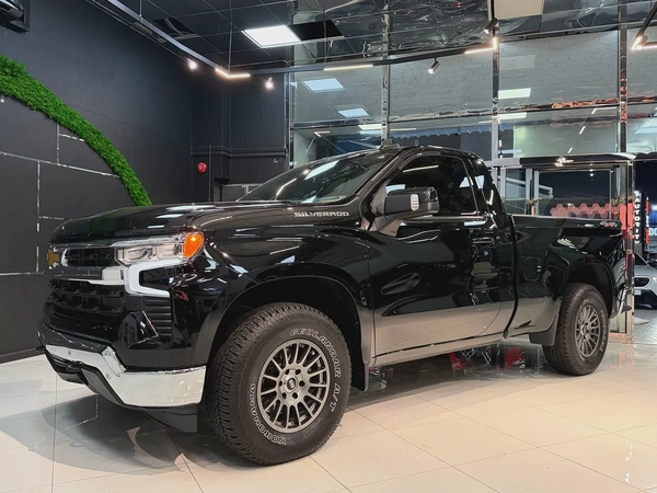 2024 Chevrolet Silverado LT - GCC Specs