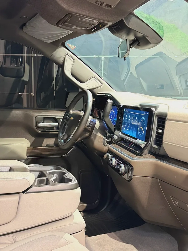 2024 Chevrolet Silverado LT - GCC Specs