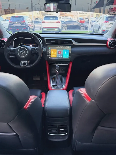 2024 MG ZS Trophy - GCC Specs - FREE ACCIDENT FAST OWNER FULL OPTION ORIGINAL PAINT FULL SERVICE CON-9
