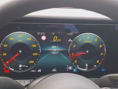 Mercedes-Benz E250 2022 full option-15