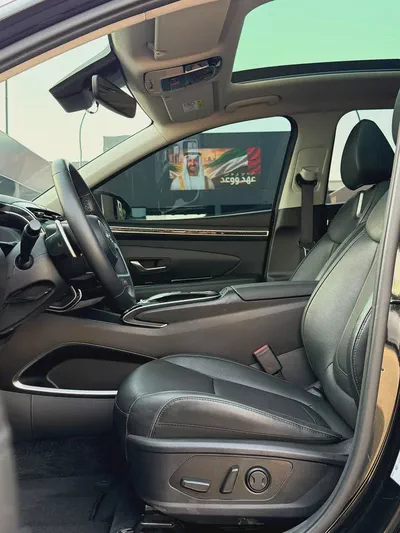 Hyundai Tucson 2023 Platinum Edition - Korean Specs - Like New-9