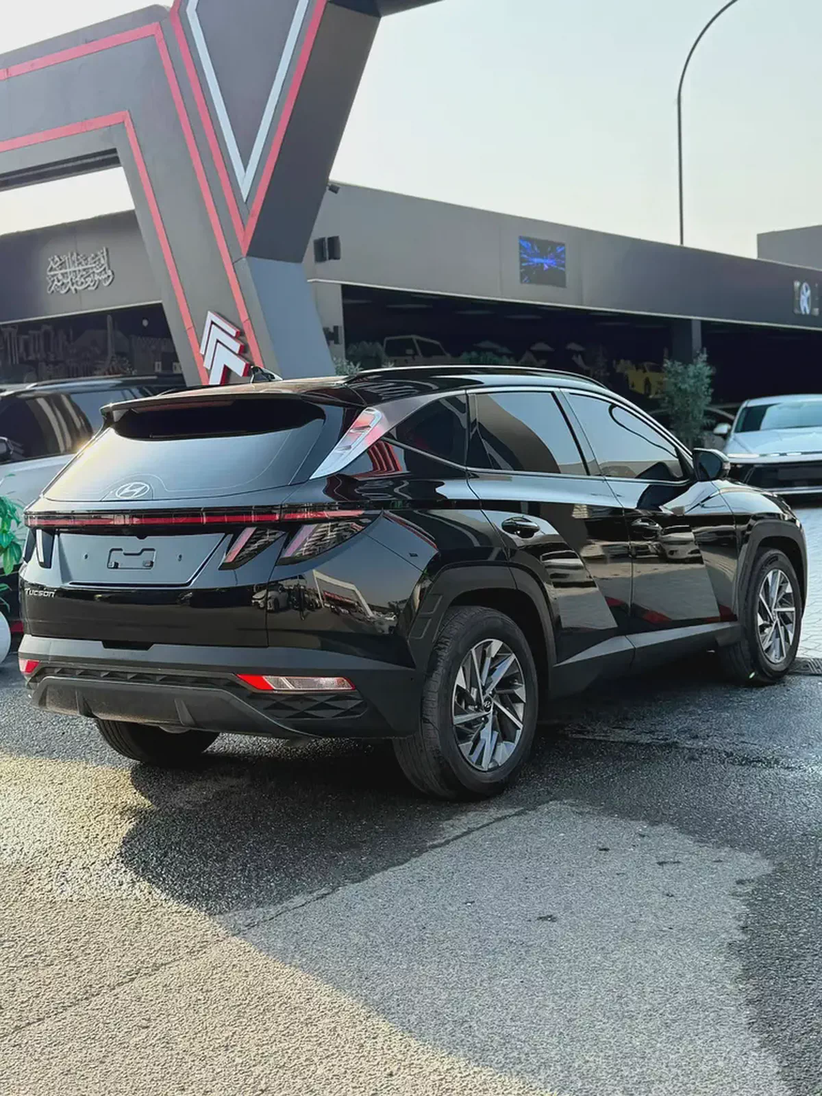Hyundai Tucson 2023 Platinum Edition - Korean Specs - Like New-4-4