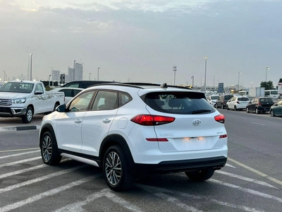 Hyundai Tucson 2019 Hyundai Tucson Full Option 2.4L V4 - AWD 4x4 - Rear Camera - Leather Seat - Panoramic Sunroof-4