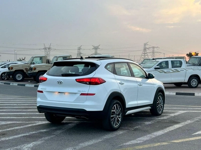 Hyundai Tucson 2019 Hyundai Tucson Full Option 2.4L V4 - AWD 4x4 - Rear Camera - Leather Seat - Panoramic Sunroof-7