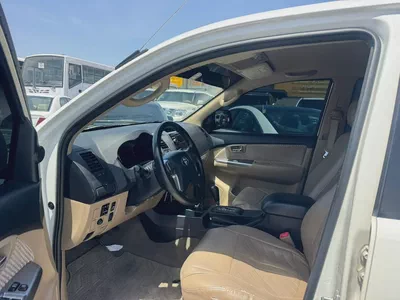 Toyota fortuner 2015 whitecolor GCc calen car-5