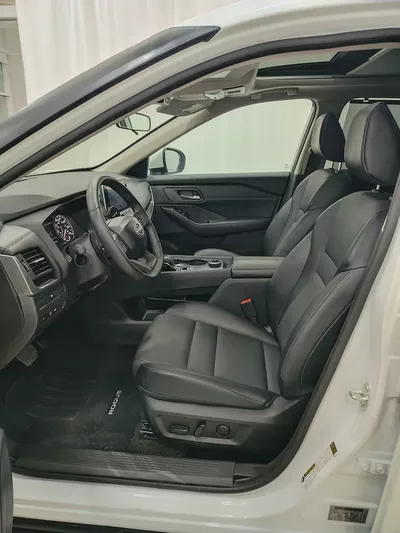 Nissan Rogue Platinum 2025 - Top of the Line - American Specs-7