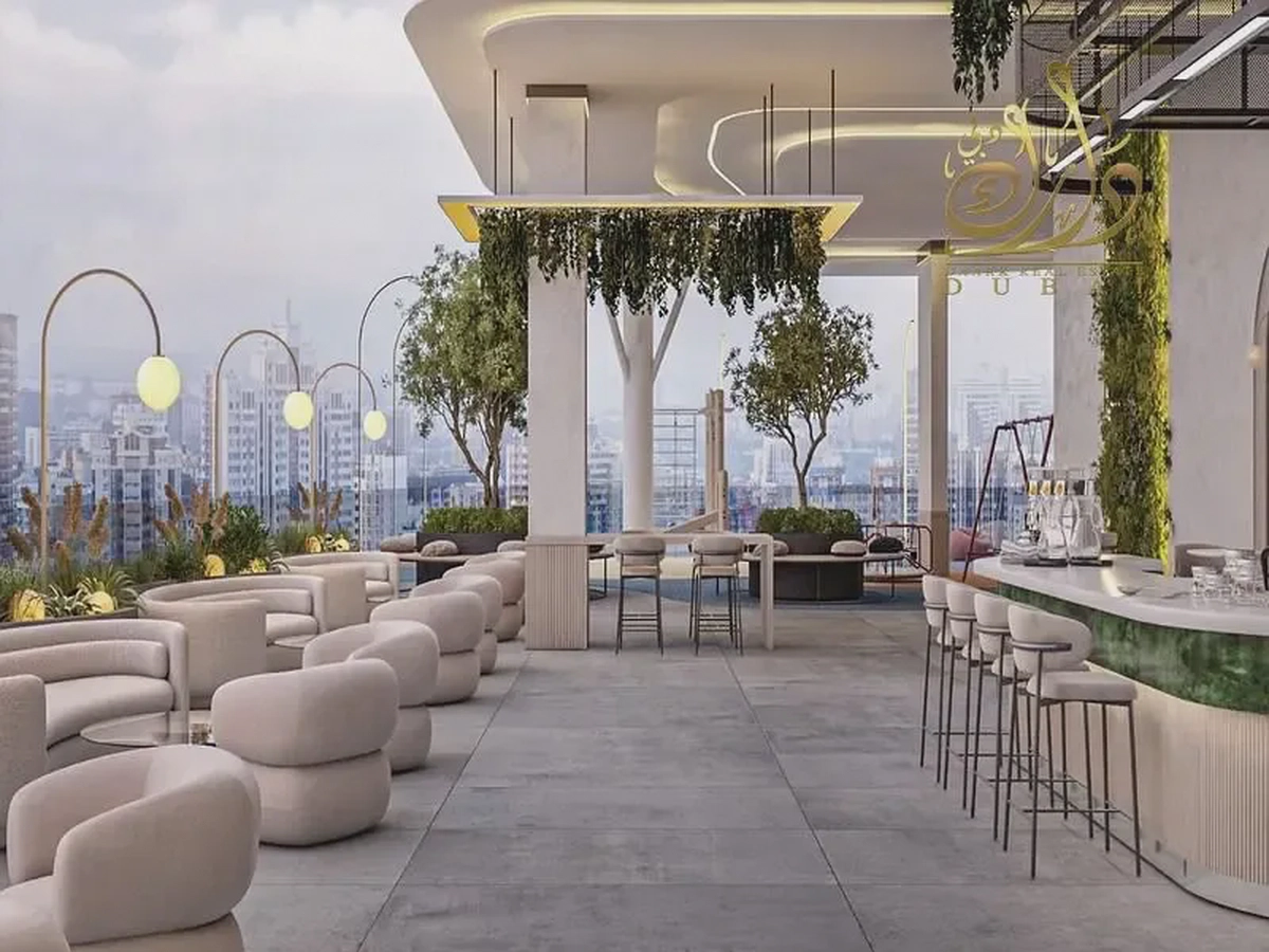 LIVE LUXURY LIFE _ VASTU _ SPACIOUS _ NEAR METRO