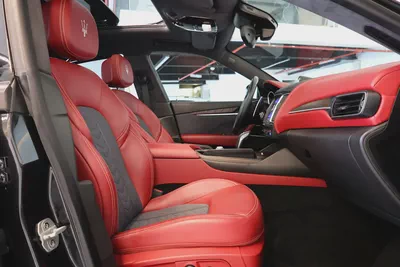 Maserati Levante SQ4 granlusso -2019 -132000KM- GCC Specs-Excellent Condition-14