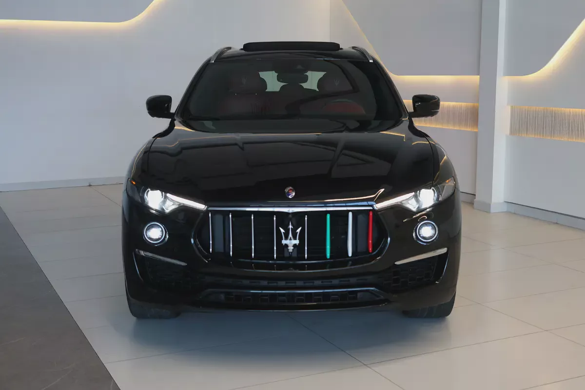 Maserati Levante SQ4 granlusso -2019 -132000KM- GCC Specs-Excellent Condition-4-4