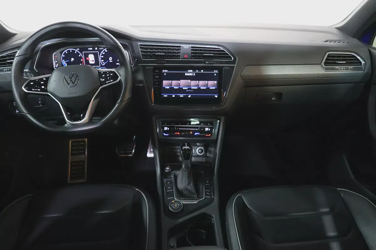 Volkswagen Tiguan R-Line 2021 GCC Specs-122000km-Excellent Condition-10-10