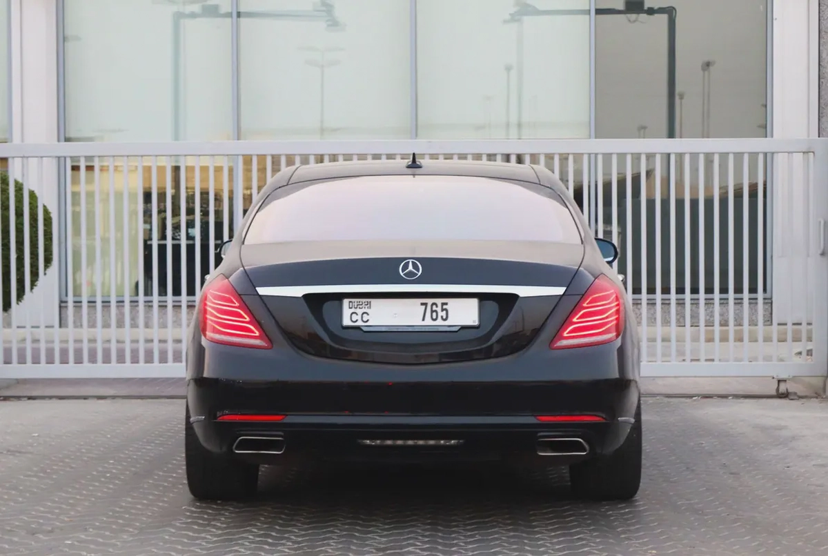 Pristine Mercedes-Benz S 550 - 2015 - Japanese Spec - Low Mileage-13-13