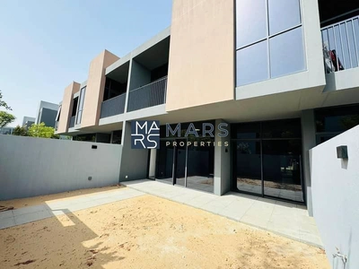 🏡 Luxurious 4-Bedroom Townhouse for Rent in Masaar, Sharjah | AED 155,000 Yearly 🌟-2