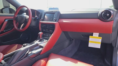 Nissan GT-R Premium (American 4k)-22