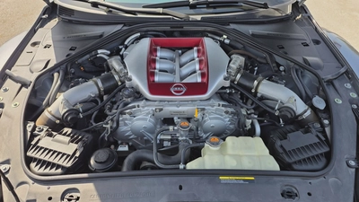 Nissan GT-R Premium (American 4k)-6