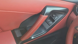 Nissan GT-R Premium (American 4k)