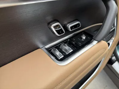 Land Rover Range Rover AUTOBIOGRAPHY P530 P460E Plug in Hybrid Brand New  * Export Price *-9