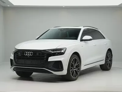 2022 Audi Q8 S line | GCC Specs | | AWD | Luxury SUV-0