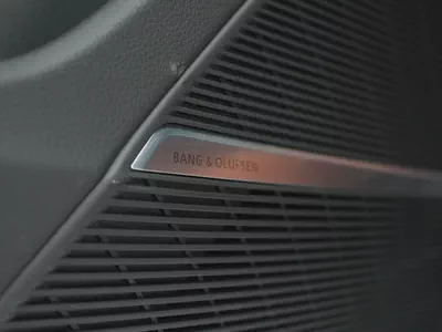 2022 Audi Q8 S line | GCC Specs | | AWD | Luxury SUV-17
