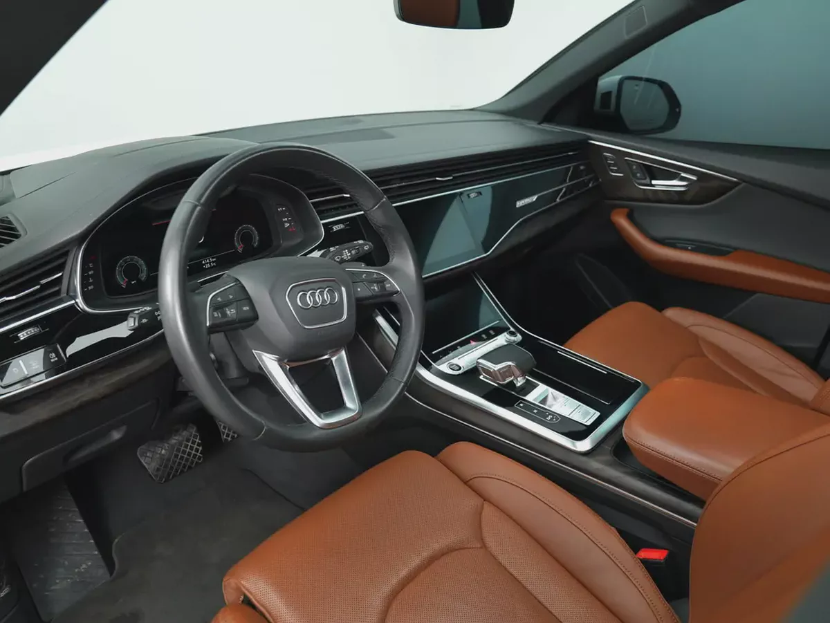2022 Audi Q8 S line | GCC Specs | | AWD | Luxury SUV-11-11