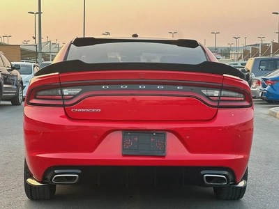 دودج تشارجر 2019 مواصفات امريكية sxt بحالة جيدة-6