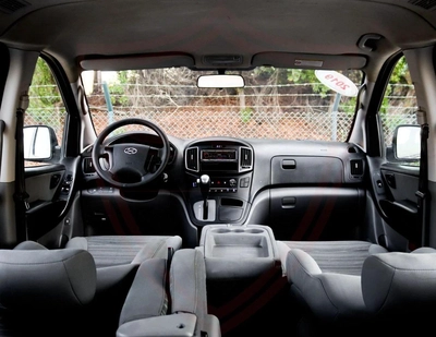 Hyundai H-1 Hyundai H1 | 2.4 L | 2019 | GCC | Accident-Free | In Excellent Condition | 914 P.M-4