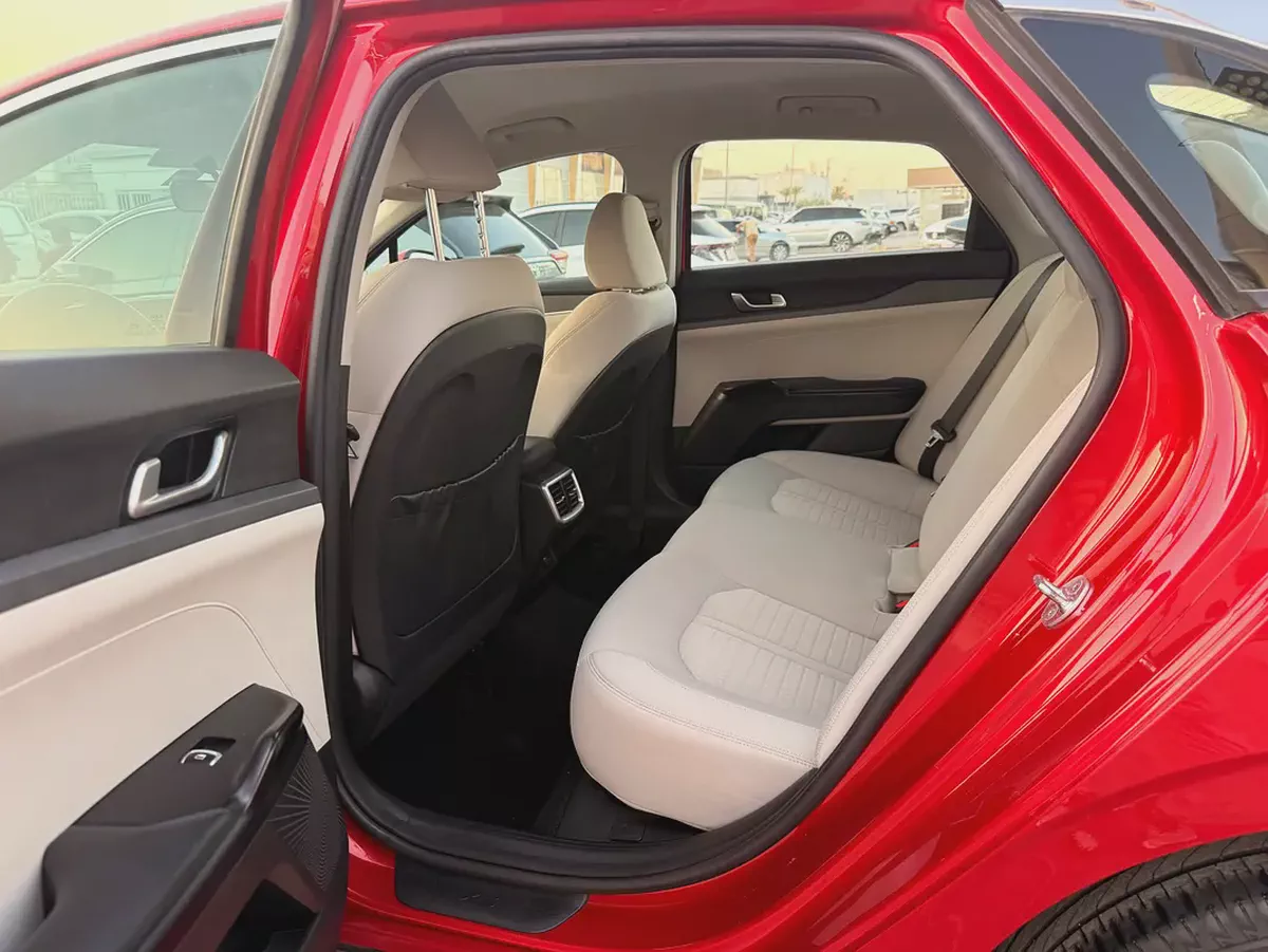 2023 Kia K5 EX | GCC Specs | Pristine Condition-10-10