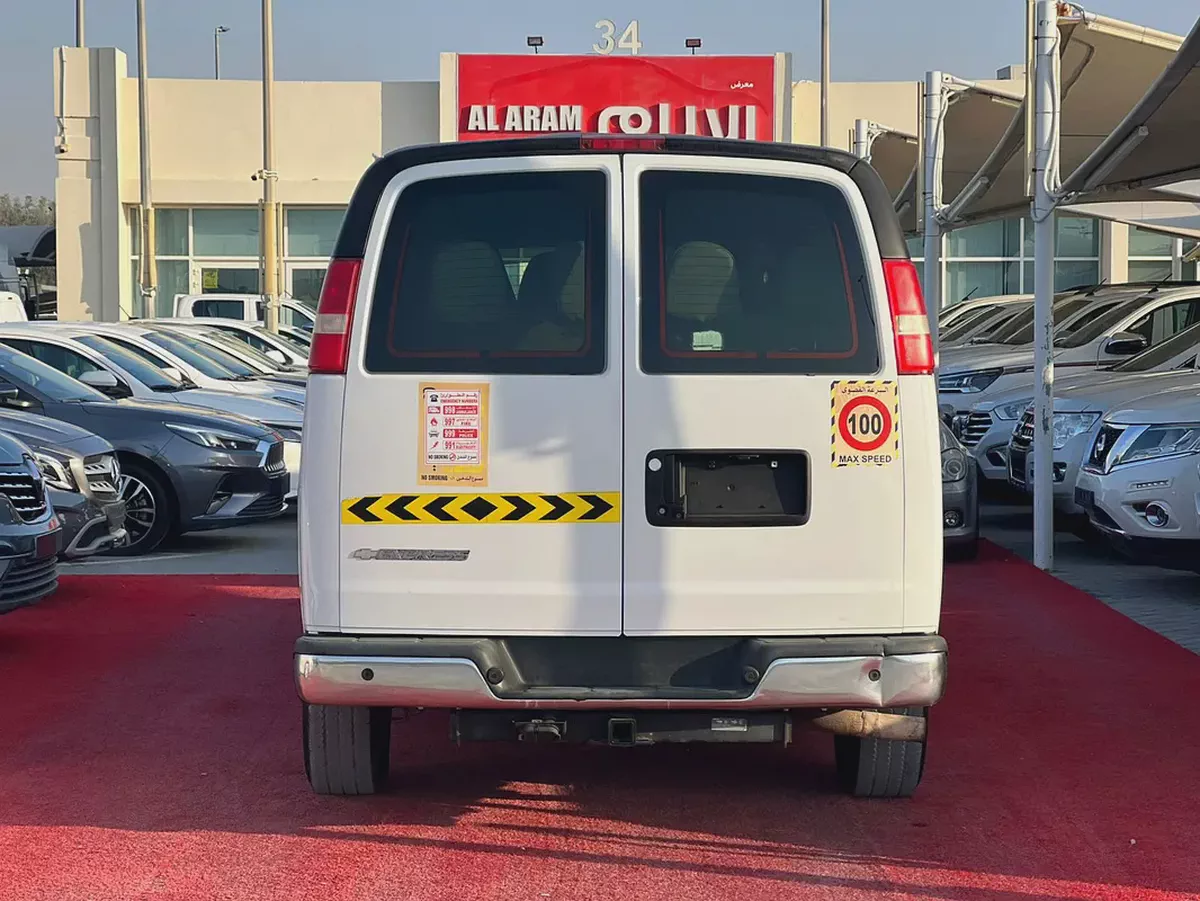 2020 | Chevrolet Express | 15 Seaters | Automatic | Petrol | Ref#990-4-4