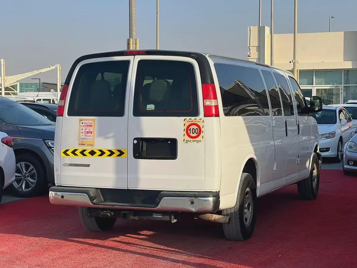 2020 | Chevrolet Express | 15 Seaters | Automatic | Petrol | Ref#990-5-5