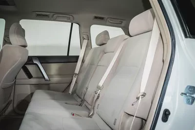 1 YEAR / 20,000 KM WARRANTY | 4.0 GXR | GCC | AED 2498 PM-15