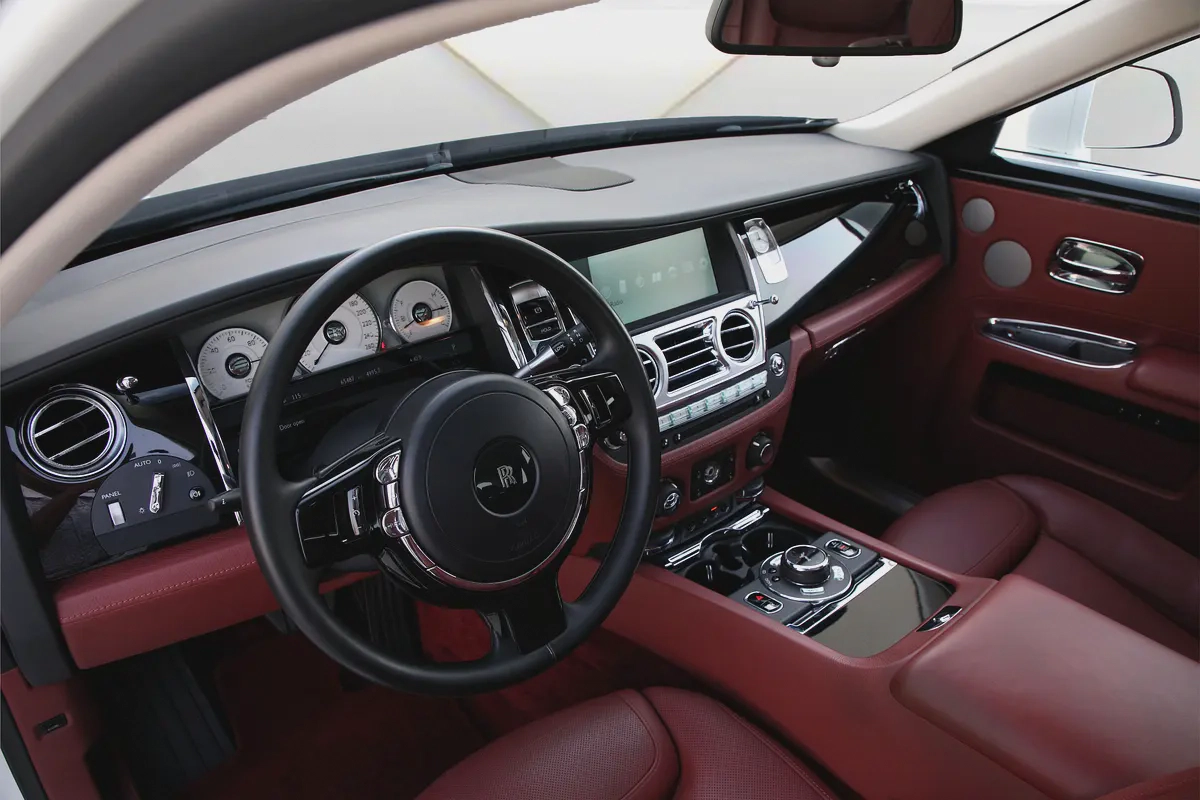 ROLLS ROYCE GHOST - 2016 - GCC - ORIGINAL PAINT - FULLY LOADED-7-7