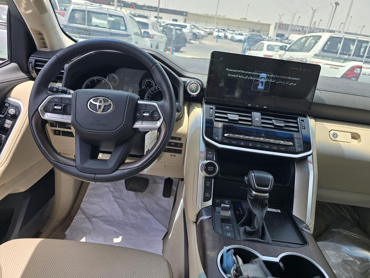 2026 Toyota Land Cruiser LC300 VXR 4.0L Petrol-4-4
