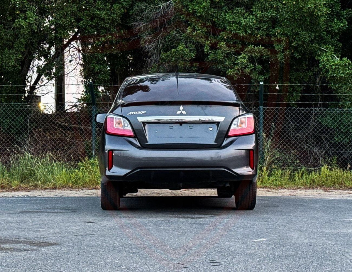 Mitsubishi Attrage GLX Highline 1.2L | 2024 | GCC | Accident-Free | In Excellent Condition |-9-9